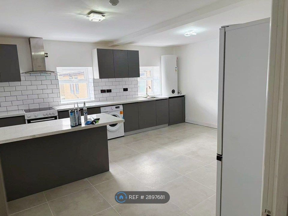 3 bed flat to rentFront St, Chester Le Street DH3