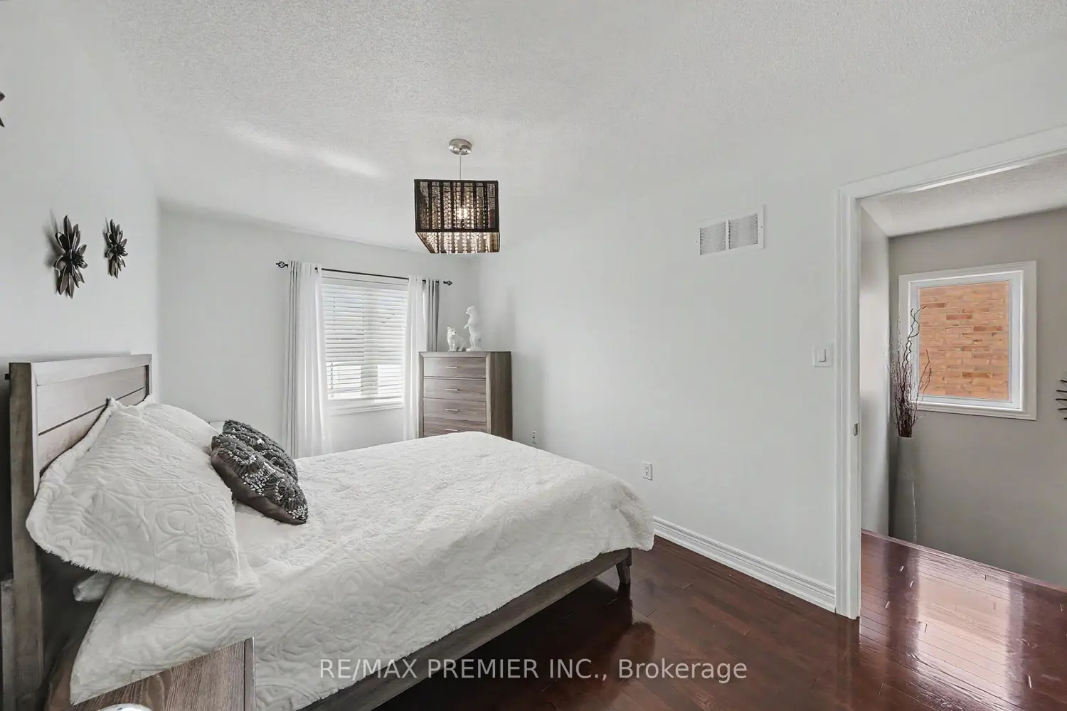 Additional image 10 of 82 Chesterwood Crescent