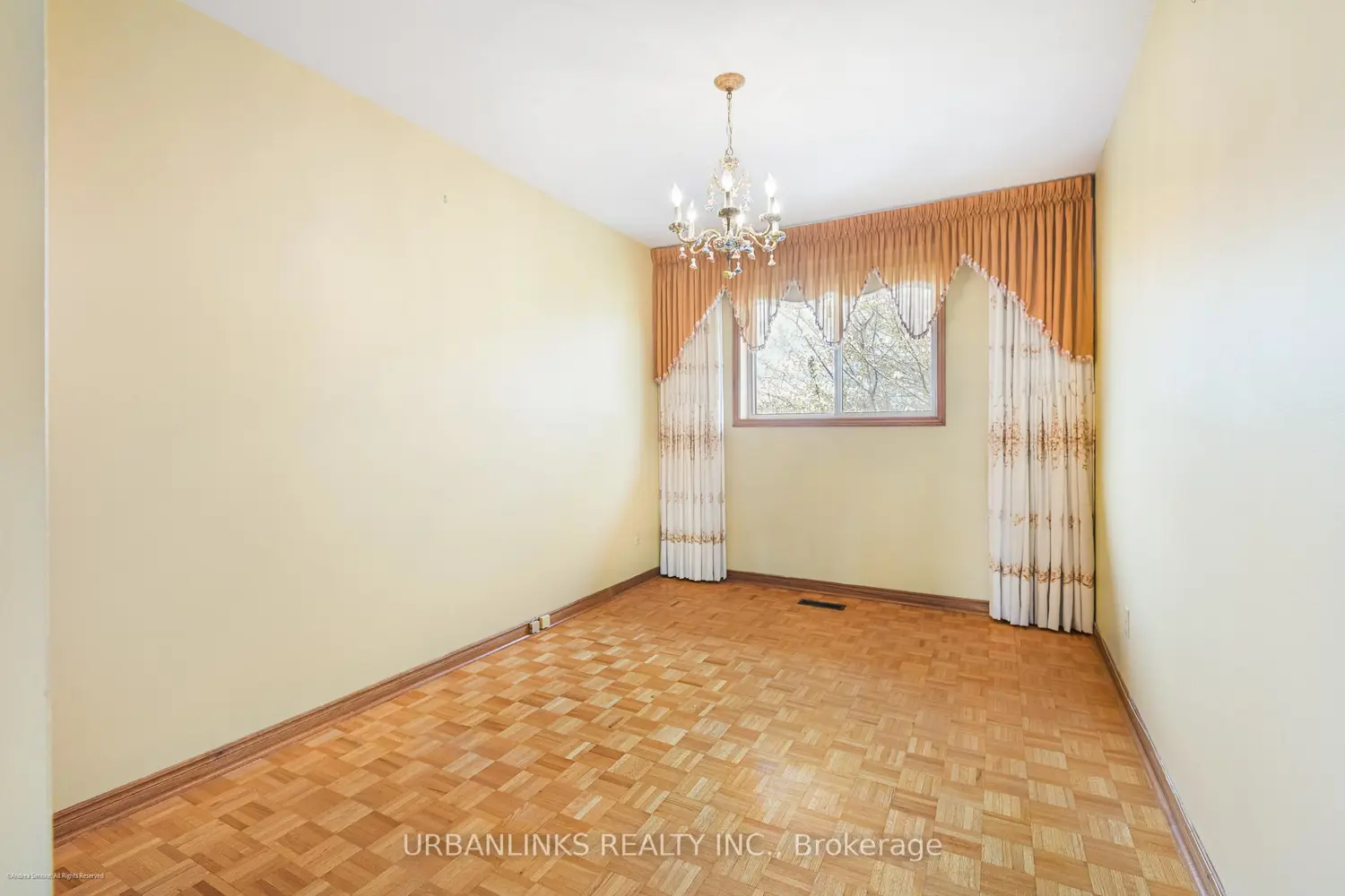 Additional image 17 of 78 Evans Avenue