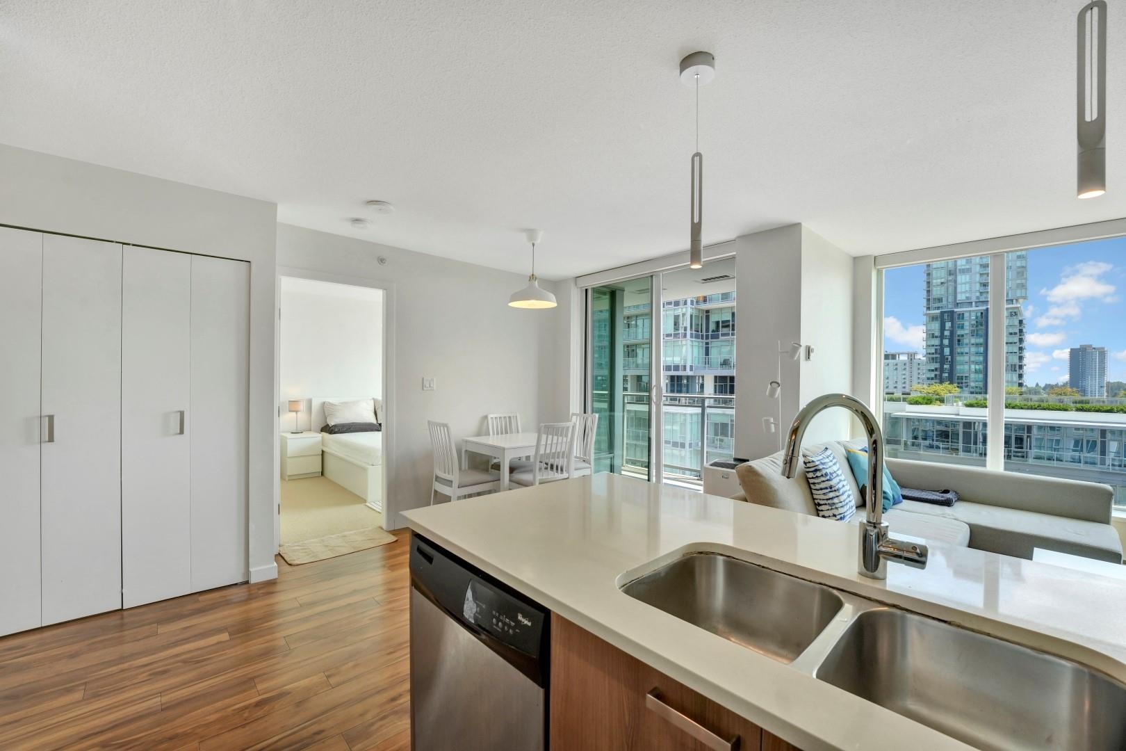 Additional image 5 of 1808-13325 102a Avenue, Surrey, BC, V3T 0J5