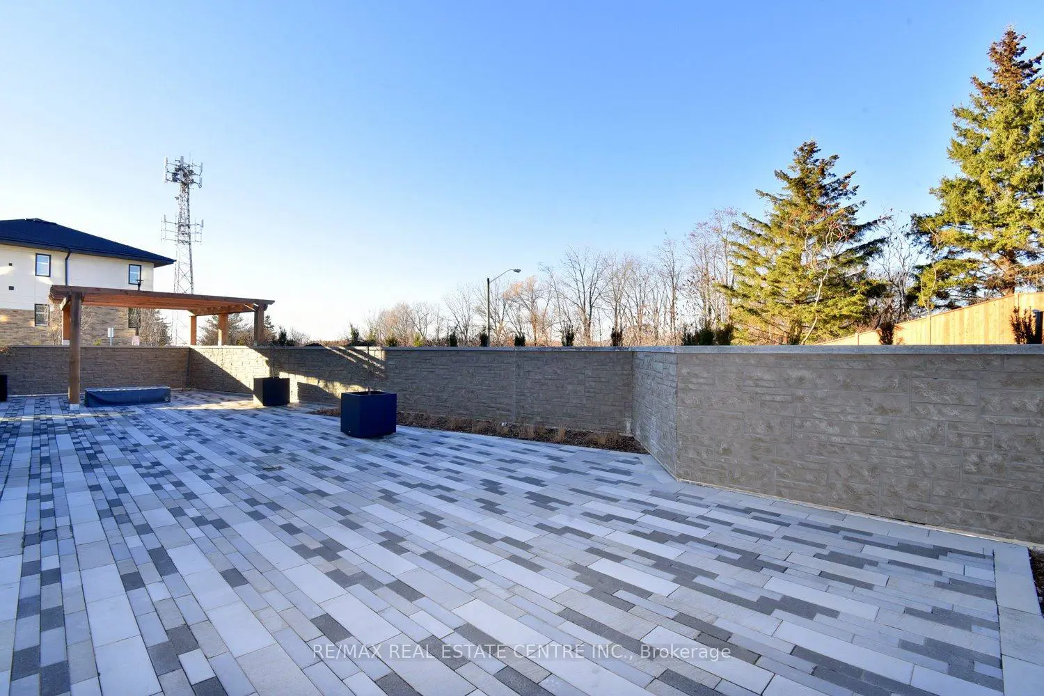 Additional image 17 of 16 Markle Crescent 111