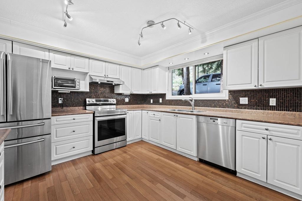 Additional image 3 of 407 Dartmoor Drive, Coquitlam, BC, V3K 5V3