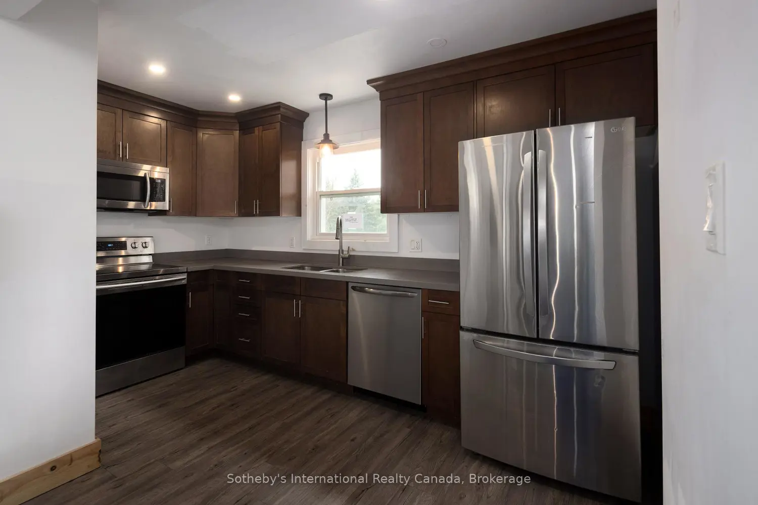 Additional image 7 of 210 Arlberg Crescent