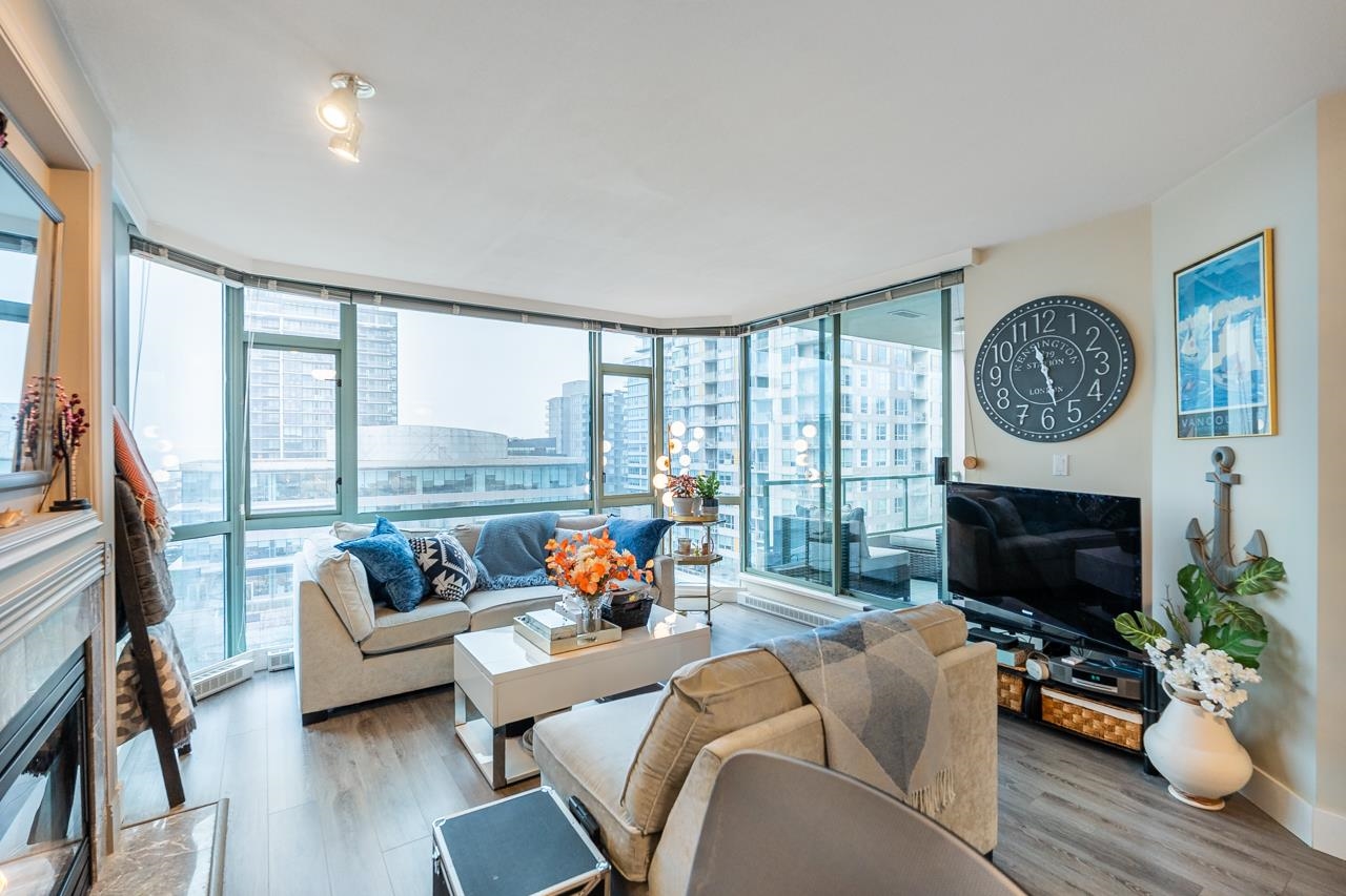 Additional image 2 of 903-140 14th Street E, North Vancouver, BC, V7L 2N3
