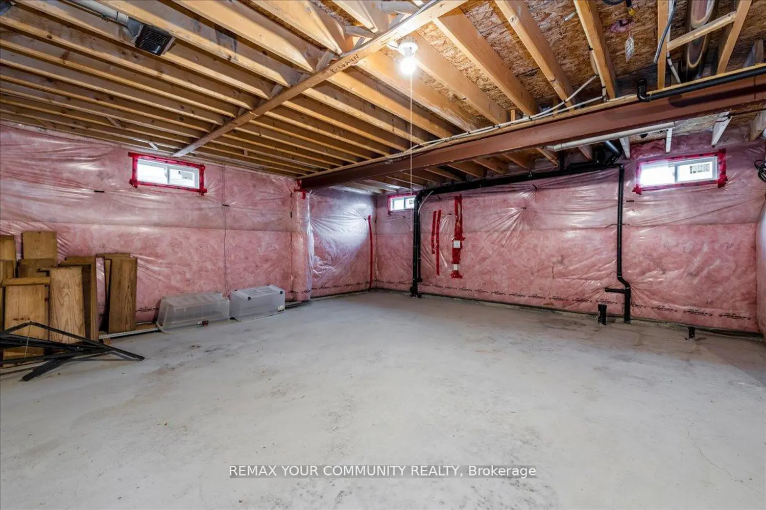 Additional image 10 of 760 Freemont Court