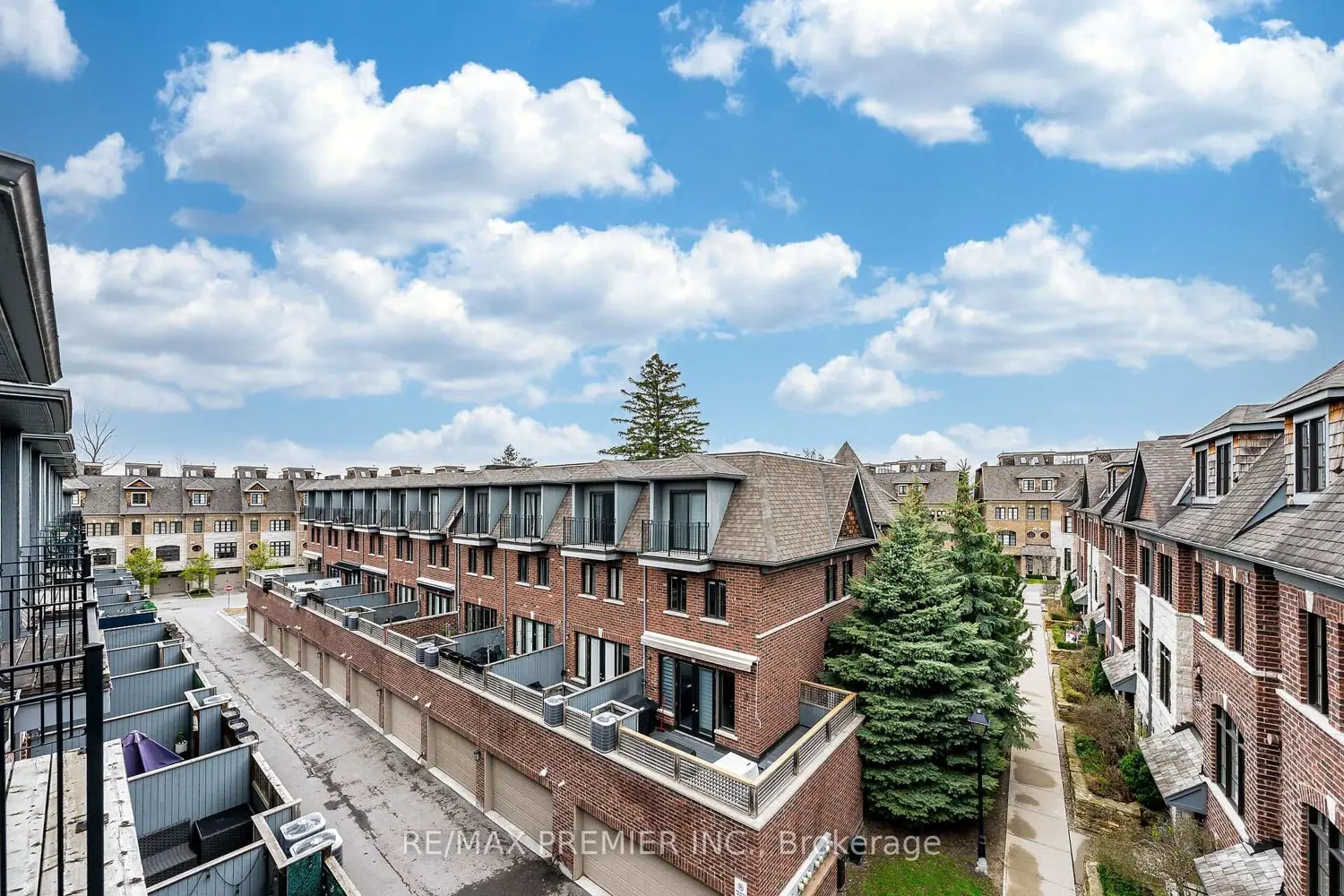 Additional image 19 of 8321 Kipling Avenue 16