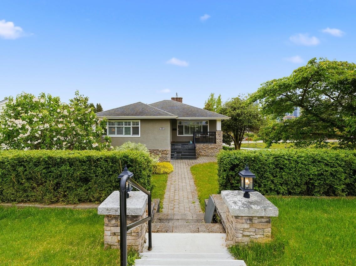 Additional image 2 of 4802 Venables Street, Burnaby, BC, V5C 3A8