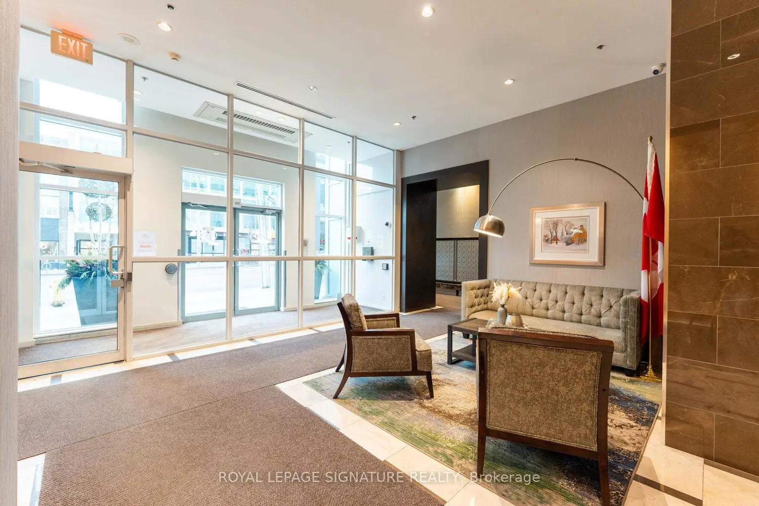 212 Eglinton Avenue 1411