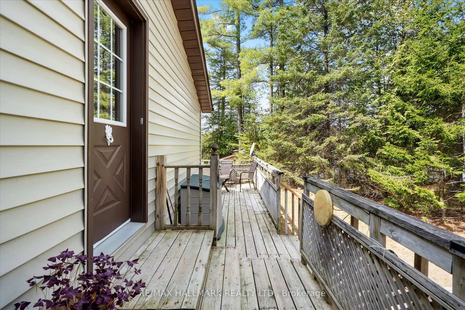 25 Little Silver Lake Way