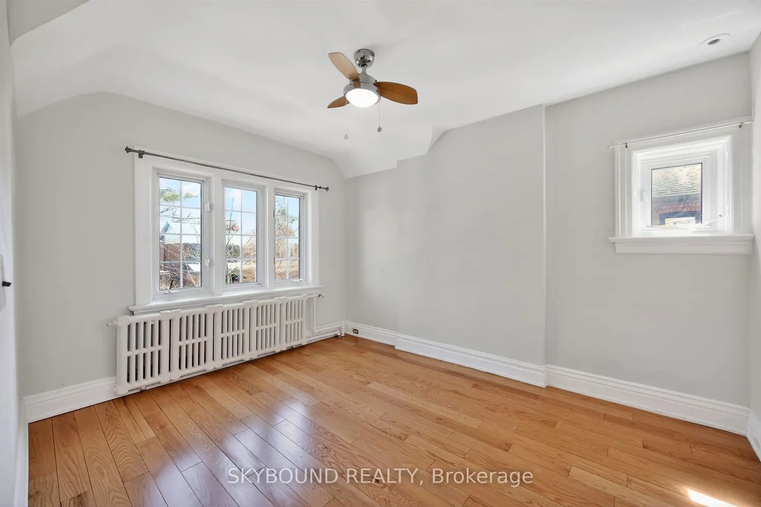 Additional image 7 of 426 Armadale Avenue
