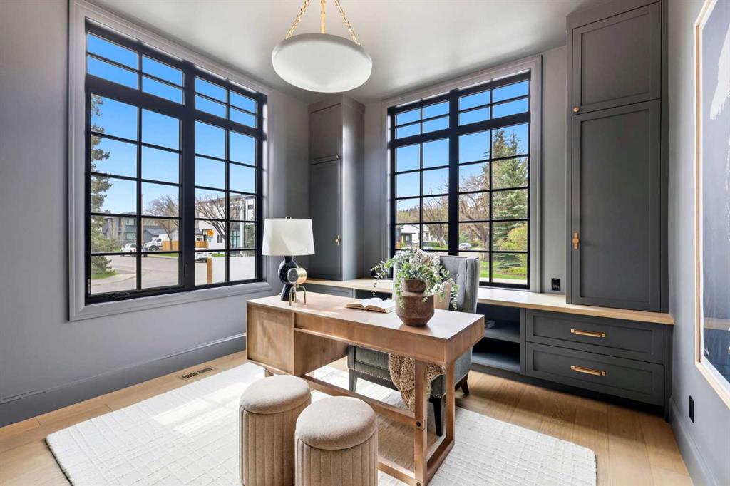 Additional image 5 of 703 35 Street NW, Calgary, AB, T2N 2Z6