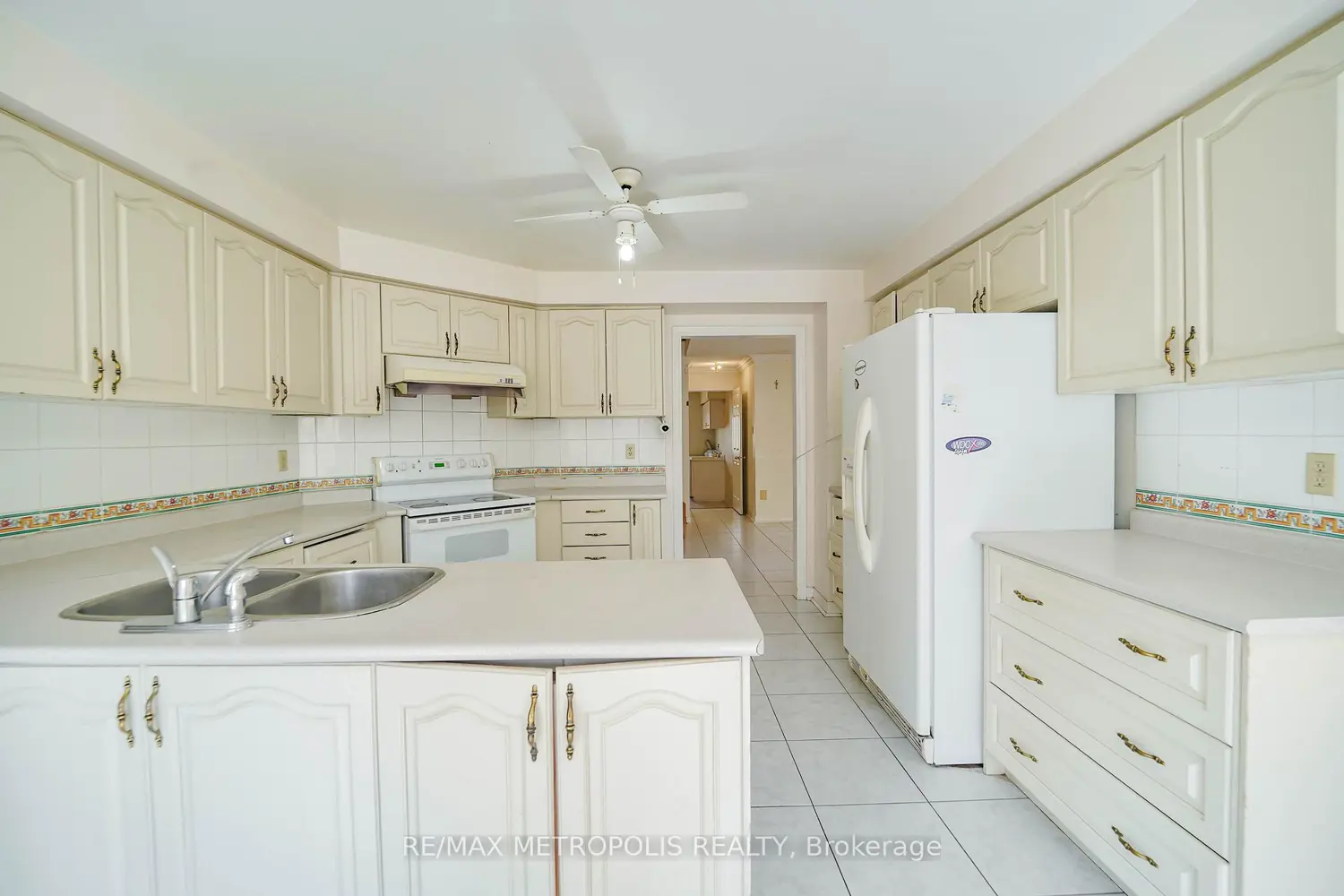 Additional image 5 of 2 Schooner Court