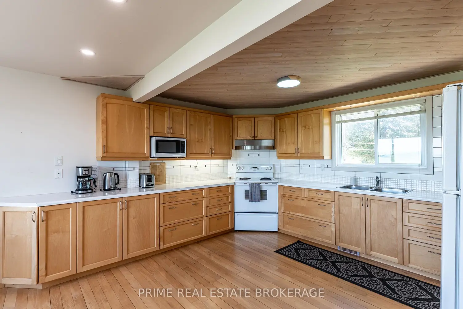 Additional image 4 of 71899 Sunridge Crescent