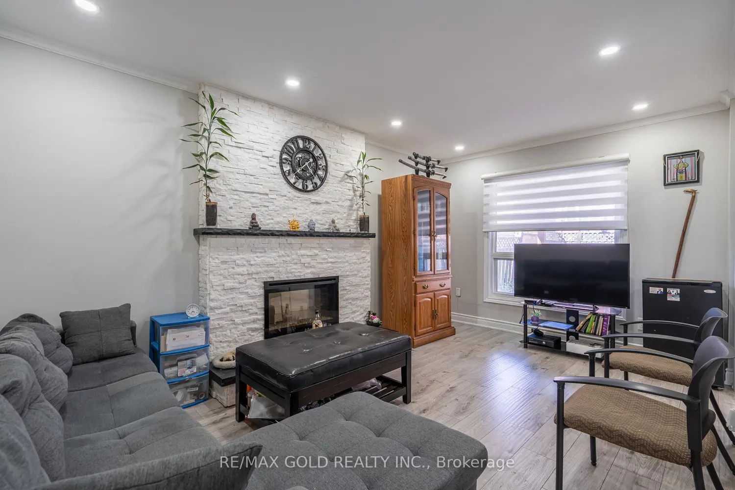 Additional image 5 of 103 Lord Simcoe Drive
