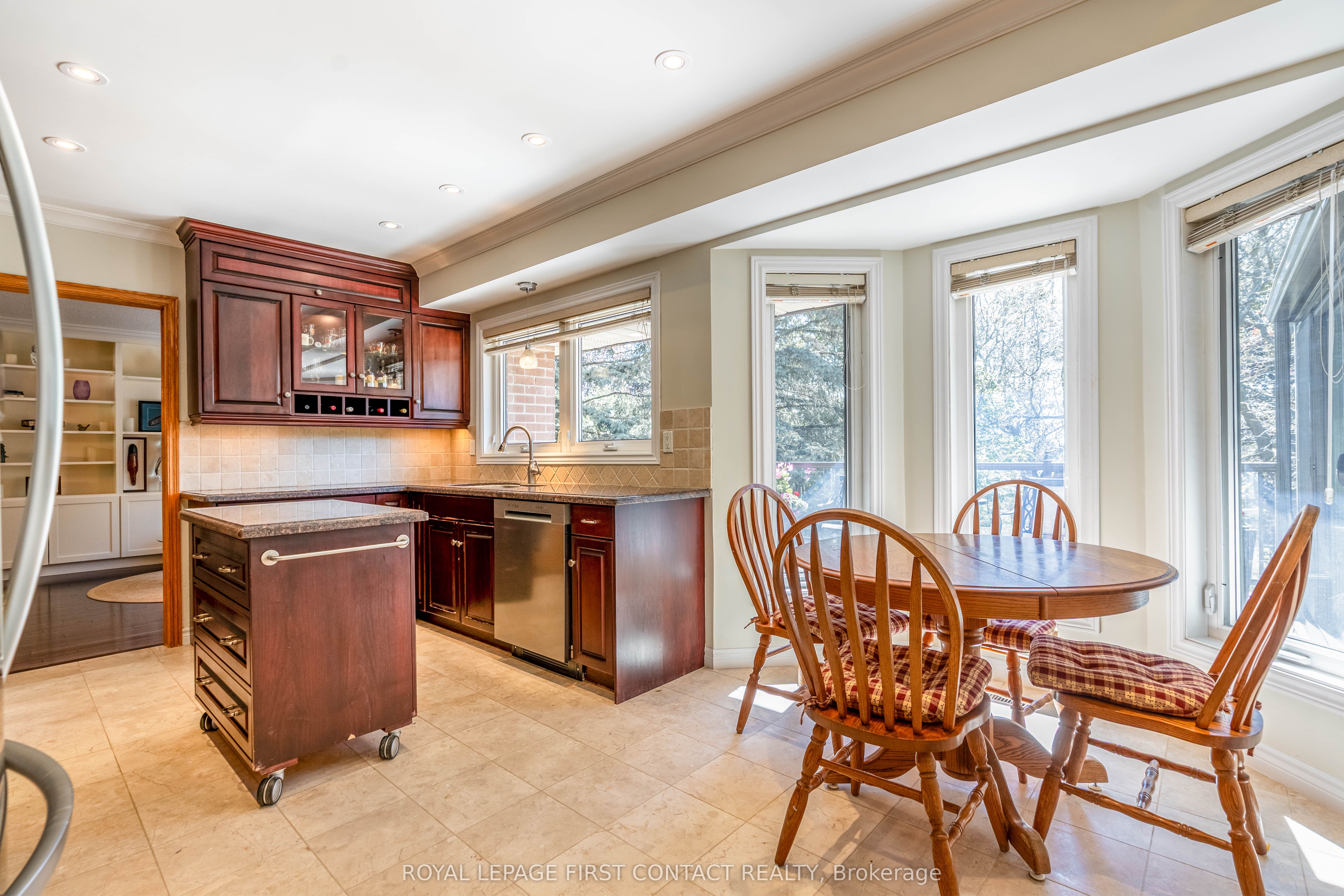 41 Marilyn Street, Caledon, ON, L7C 1H5 photo 5