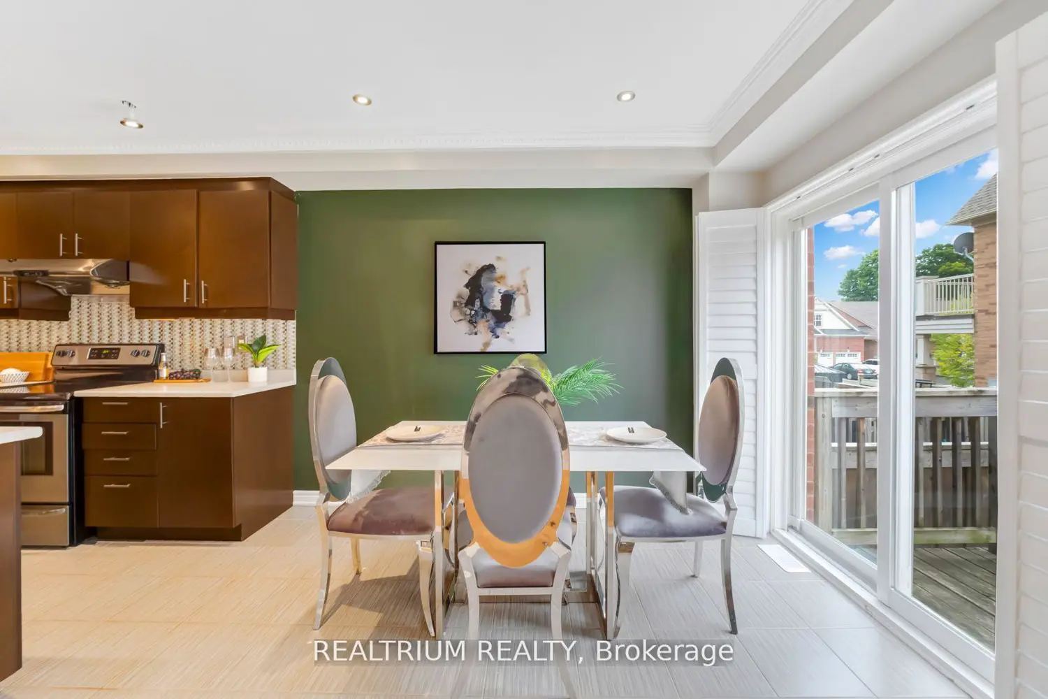 282 Sandale Road photo 4