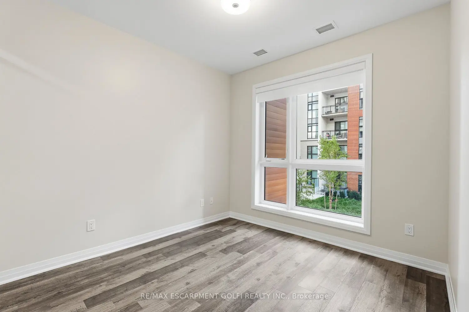 Additional image 11 of 470 Gordon Krantz Avenue 204