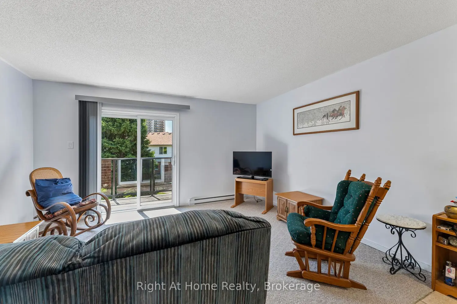 Additional image 7 of 565 Greenfield Avenue 310