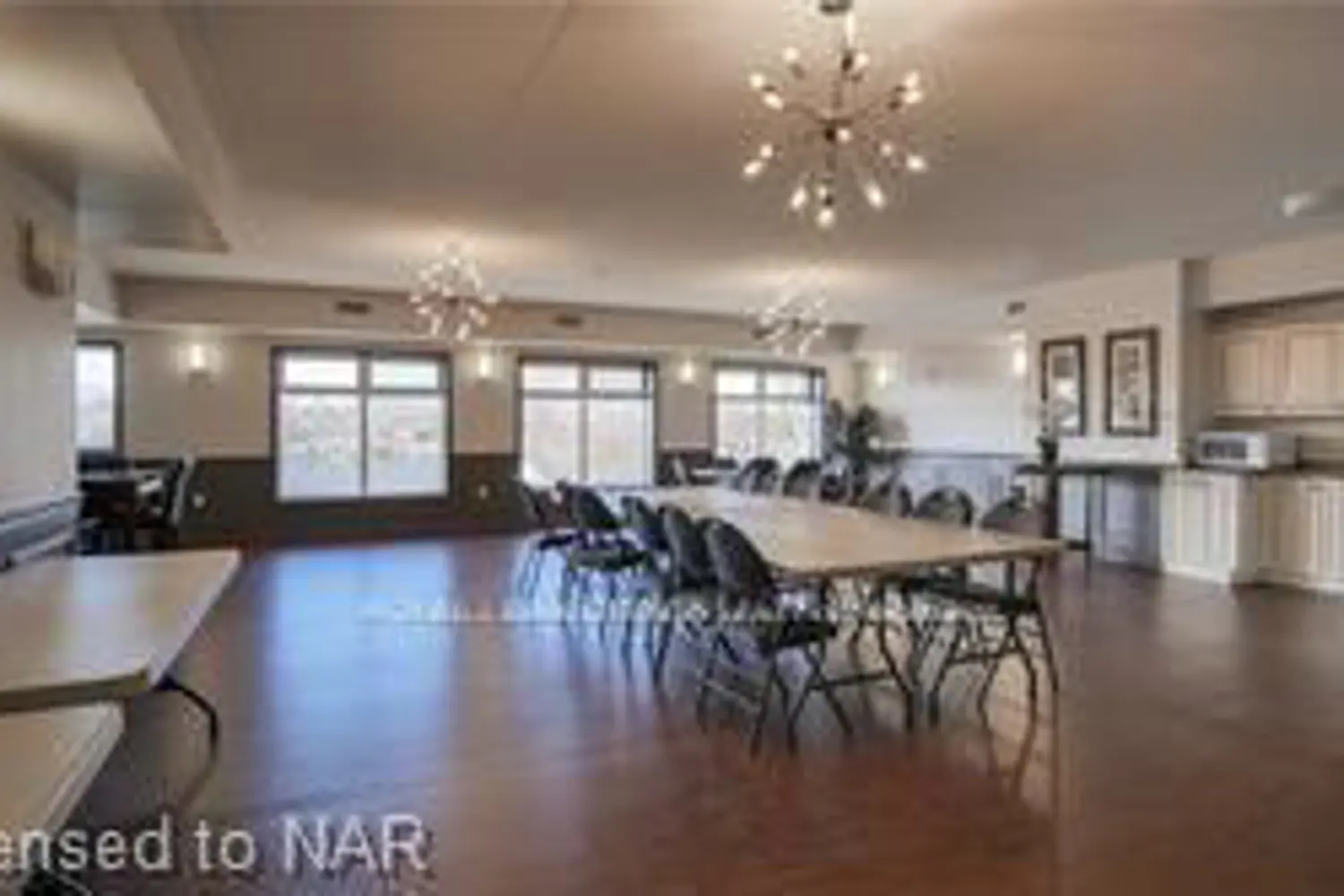 Additional image 11 of 4644 Pettit Avenue 102