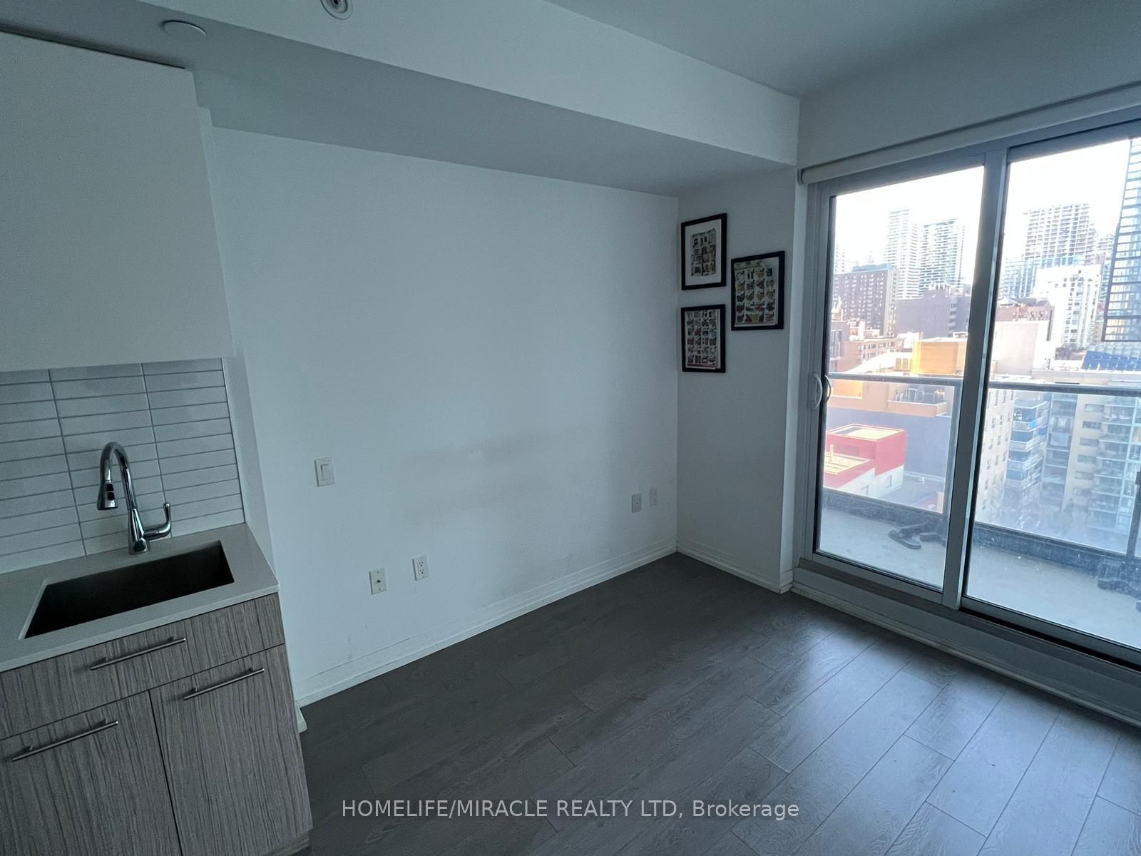 Additional image 2 of 1505-251 Jarvis Street, Toronto, ON, M5B 0C3