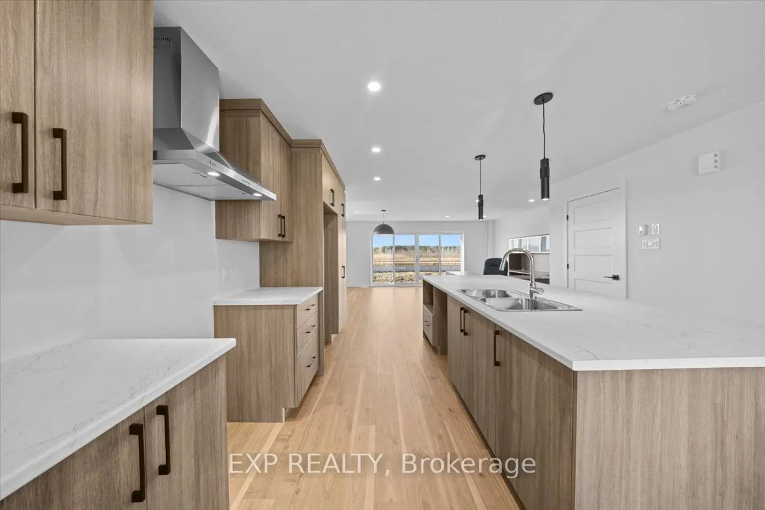 Additional image 3 of 243 Carpe Street