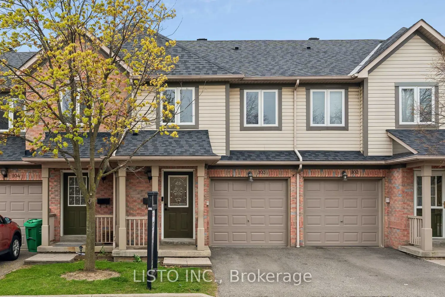 5255 Guildwood Way 103