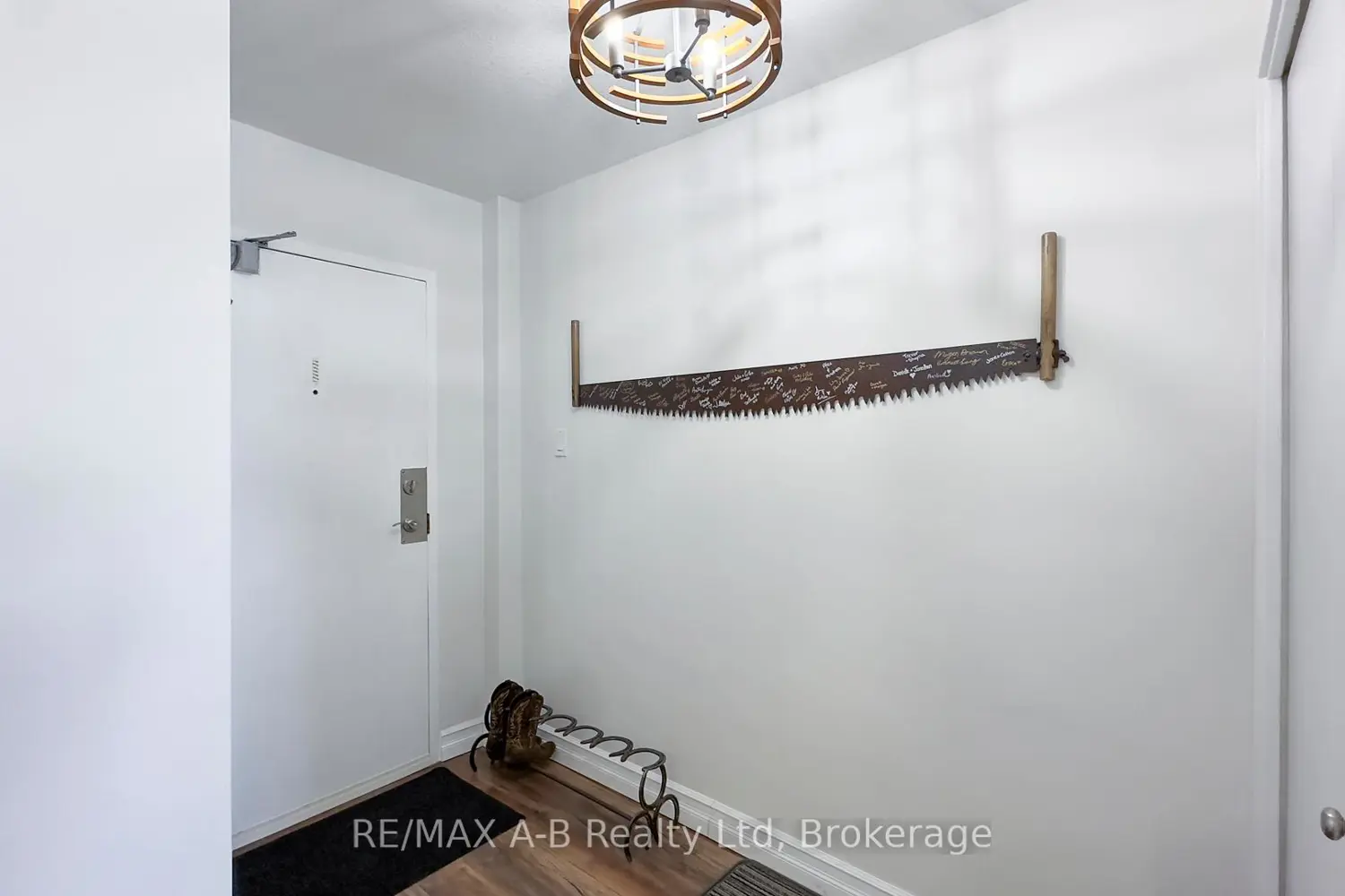Additional image 4 of 583 Mornington Avenue 1005