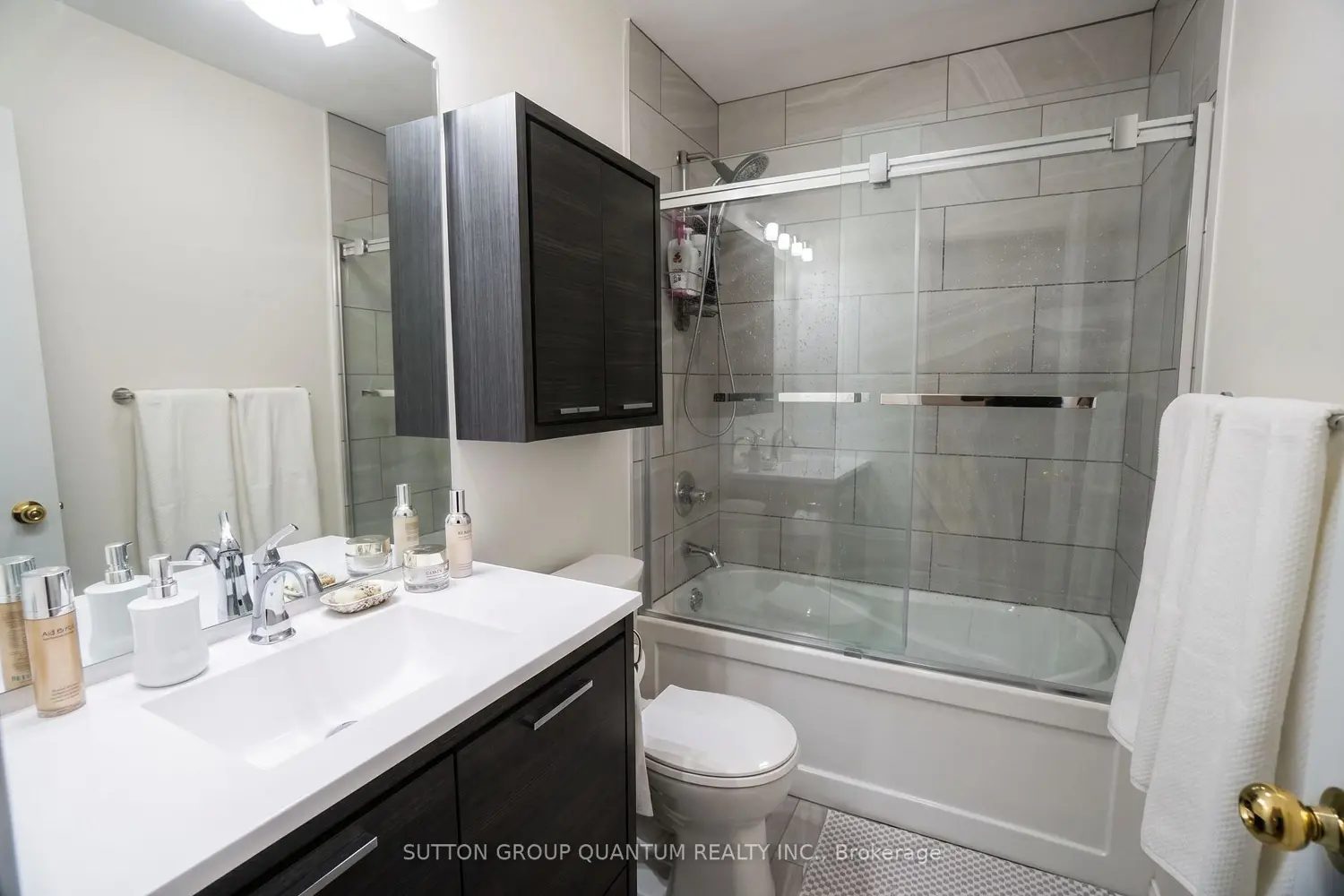 Additional image 13 of 5525 Palmerston Crescent 26
