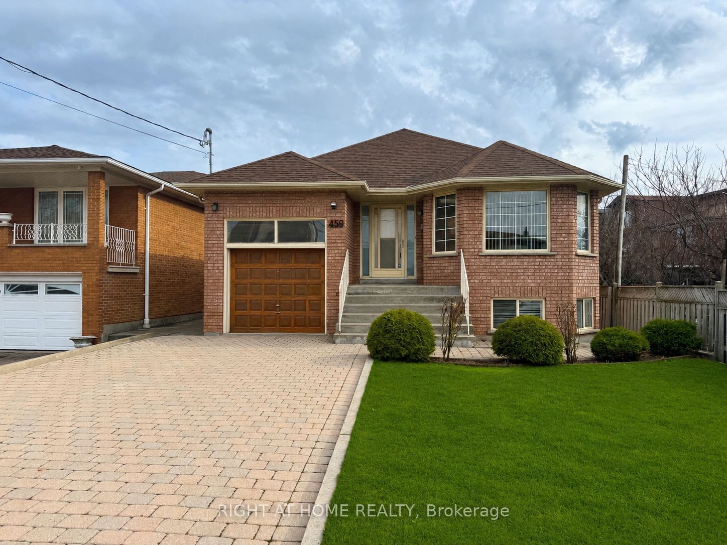459 Maple Leaf Drive, Toronto, ON, M6L 1R1