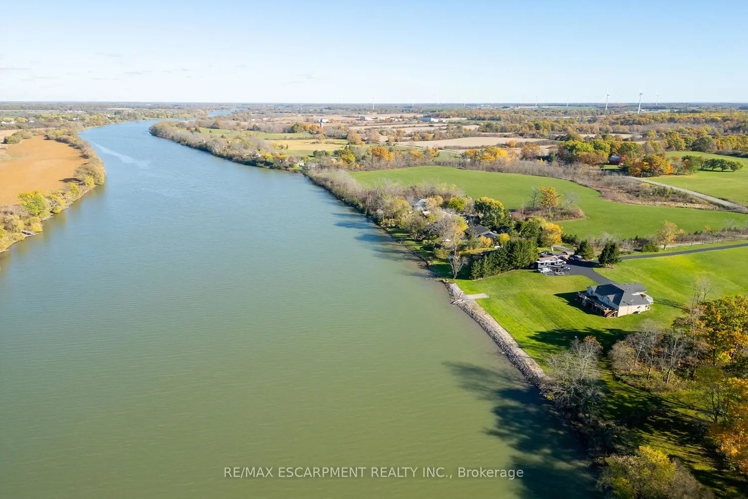 1140 River Road photo 2