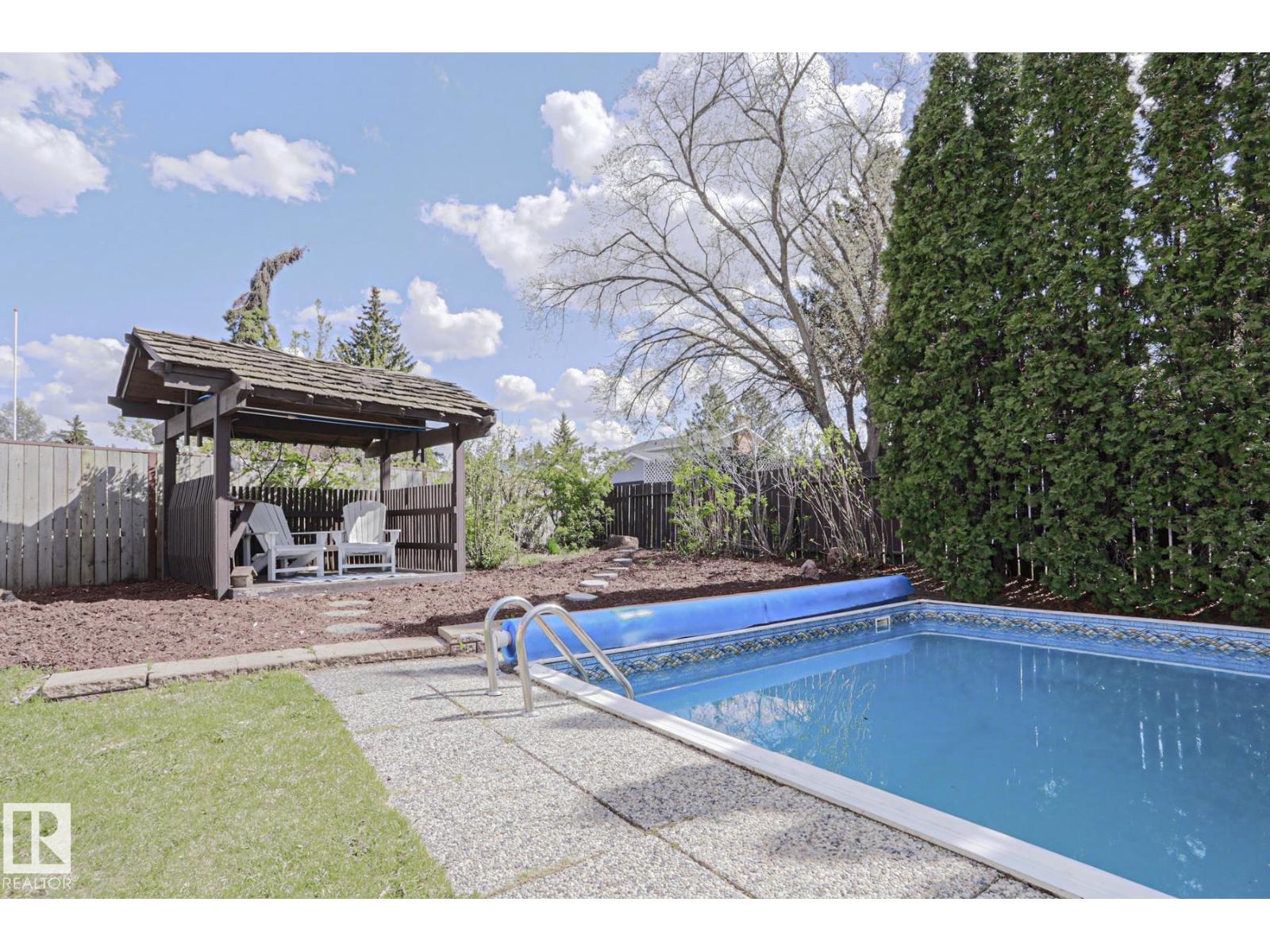 Additional image 6 of 1214 85 Street NW, Edmonton, AB, T6K1X8