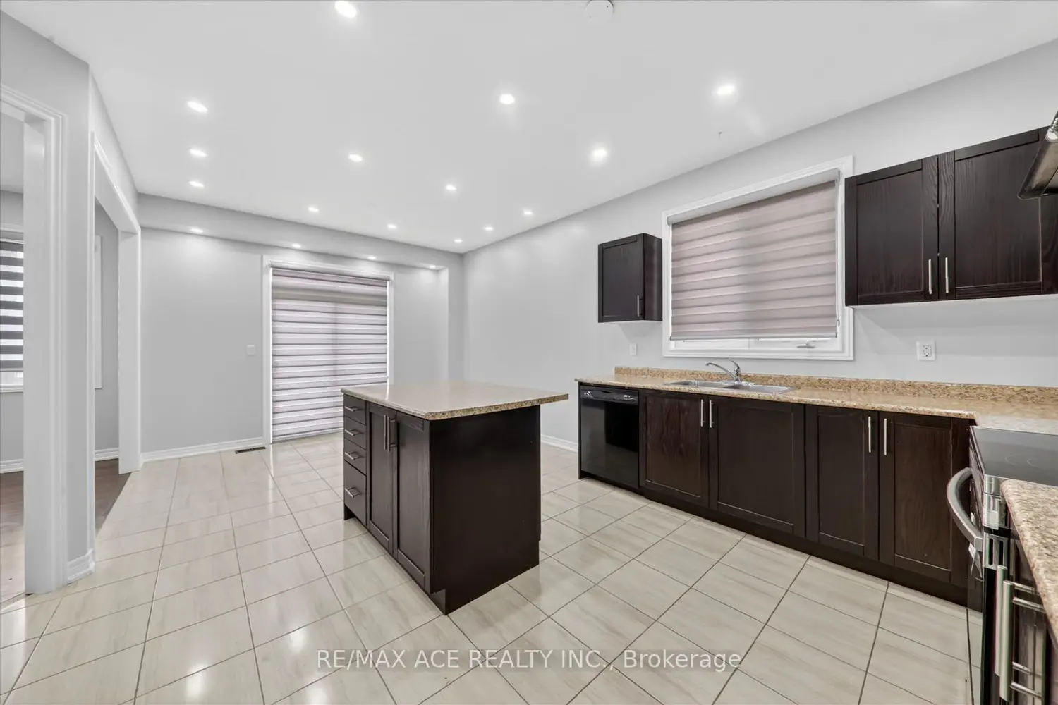 10 Gusul Avenue photo 5