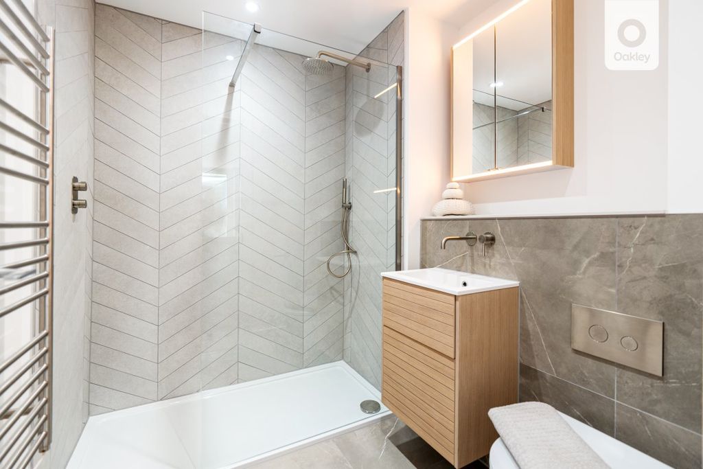 Additional image 12 of 2 bed flat to rent239 Kingsway, Hove BN3