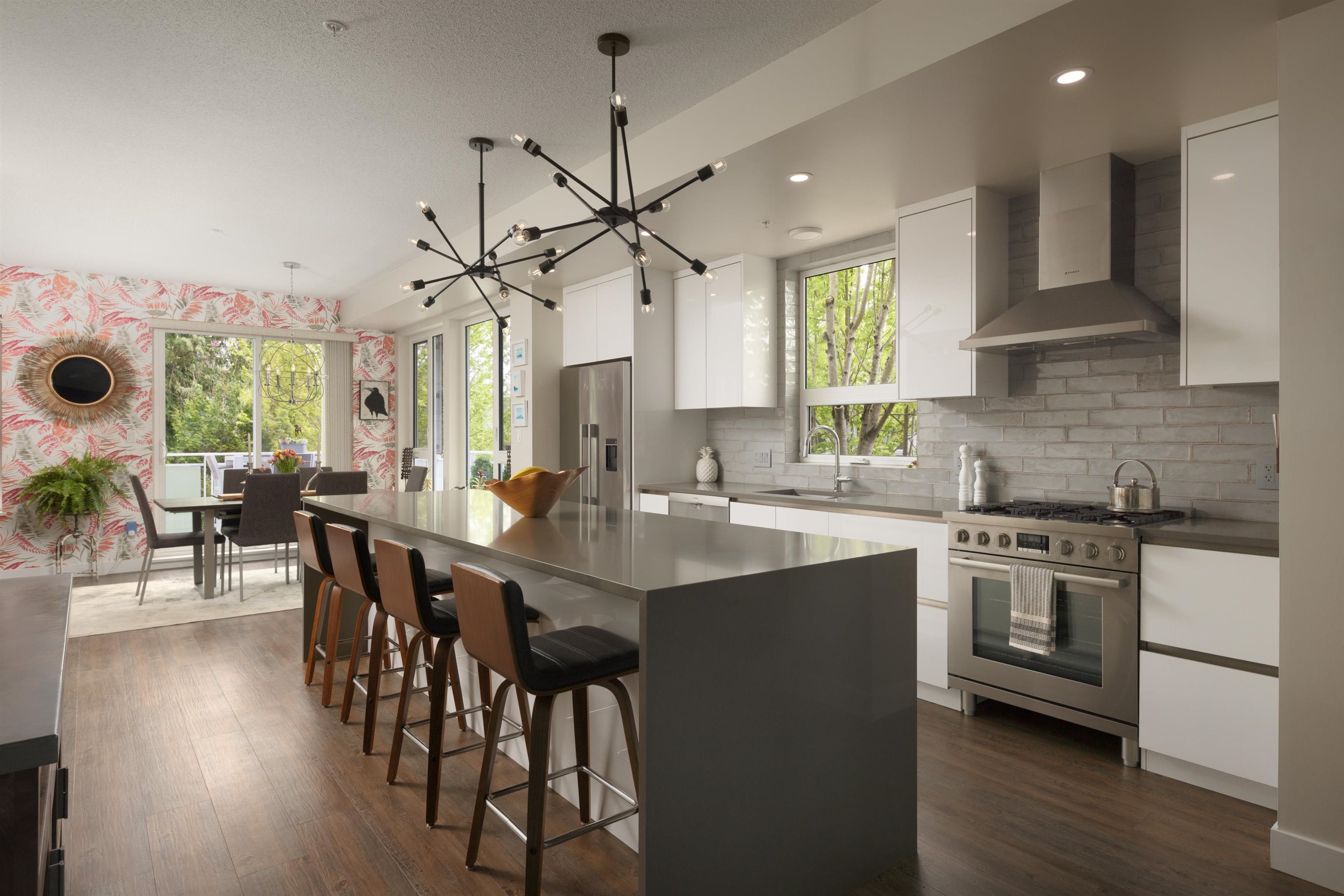 8490 Kerr Street, Vancouver, BC, V5S 3E7