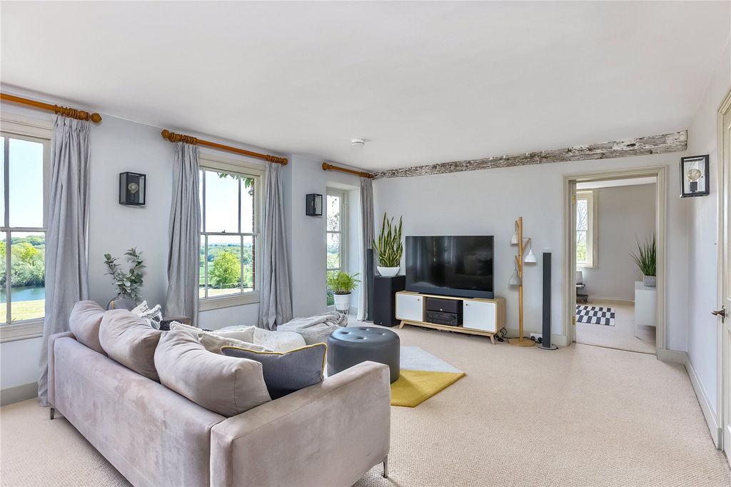 Additional image 10 of 5 bed country house to rentYorks Hill, Ide Hill, Sevenoaks, Kent TN14