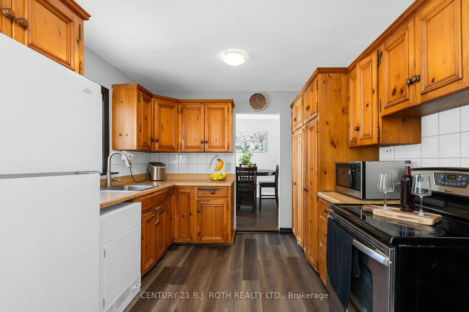Additional image 7 of 1032 Gilmore Avenue