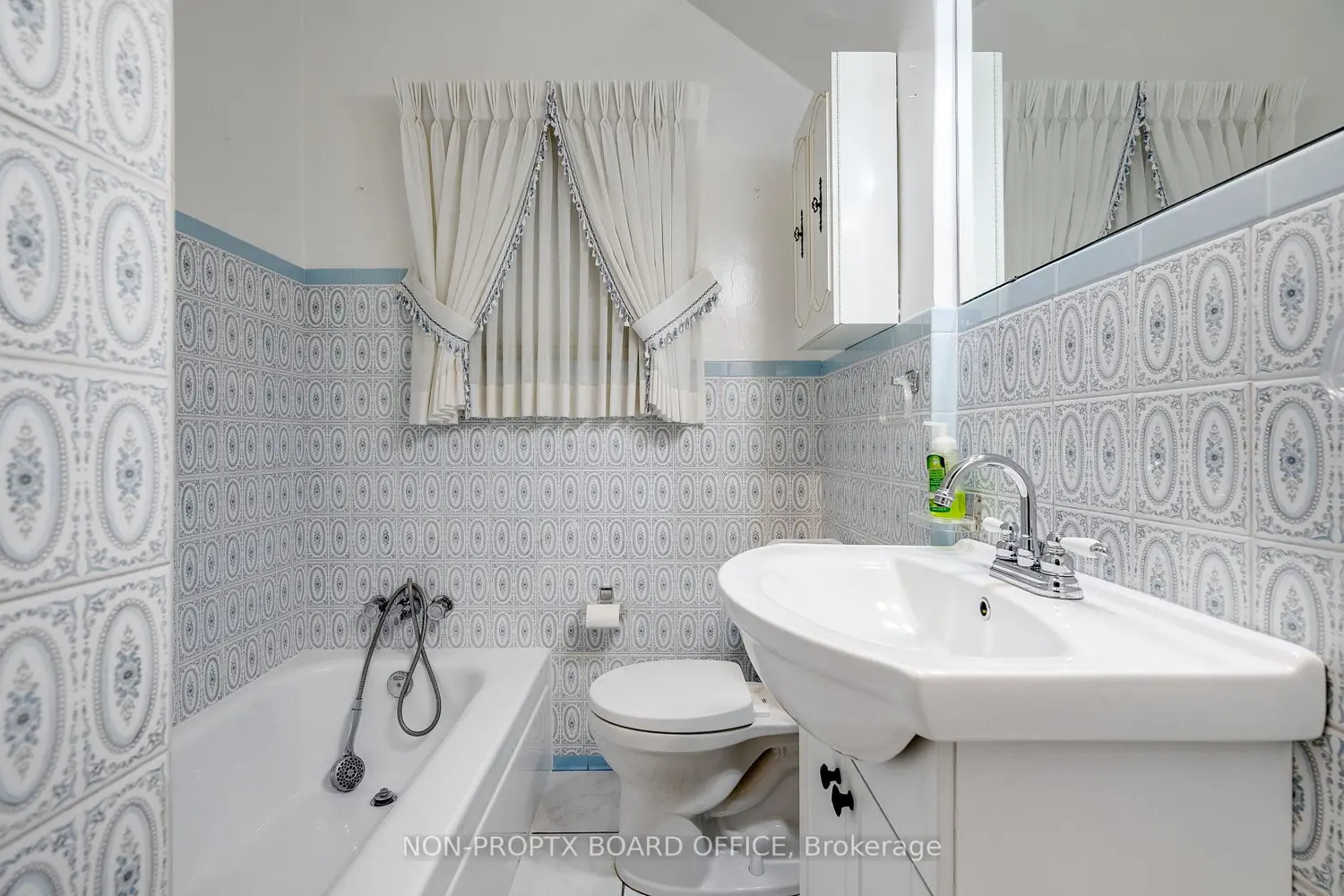 Additional image 5 of 2279 Lillian Avenue