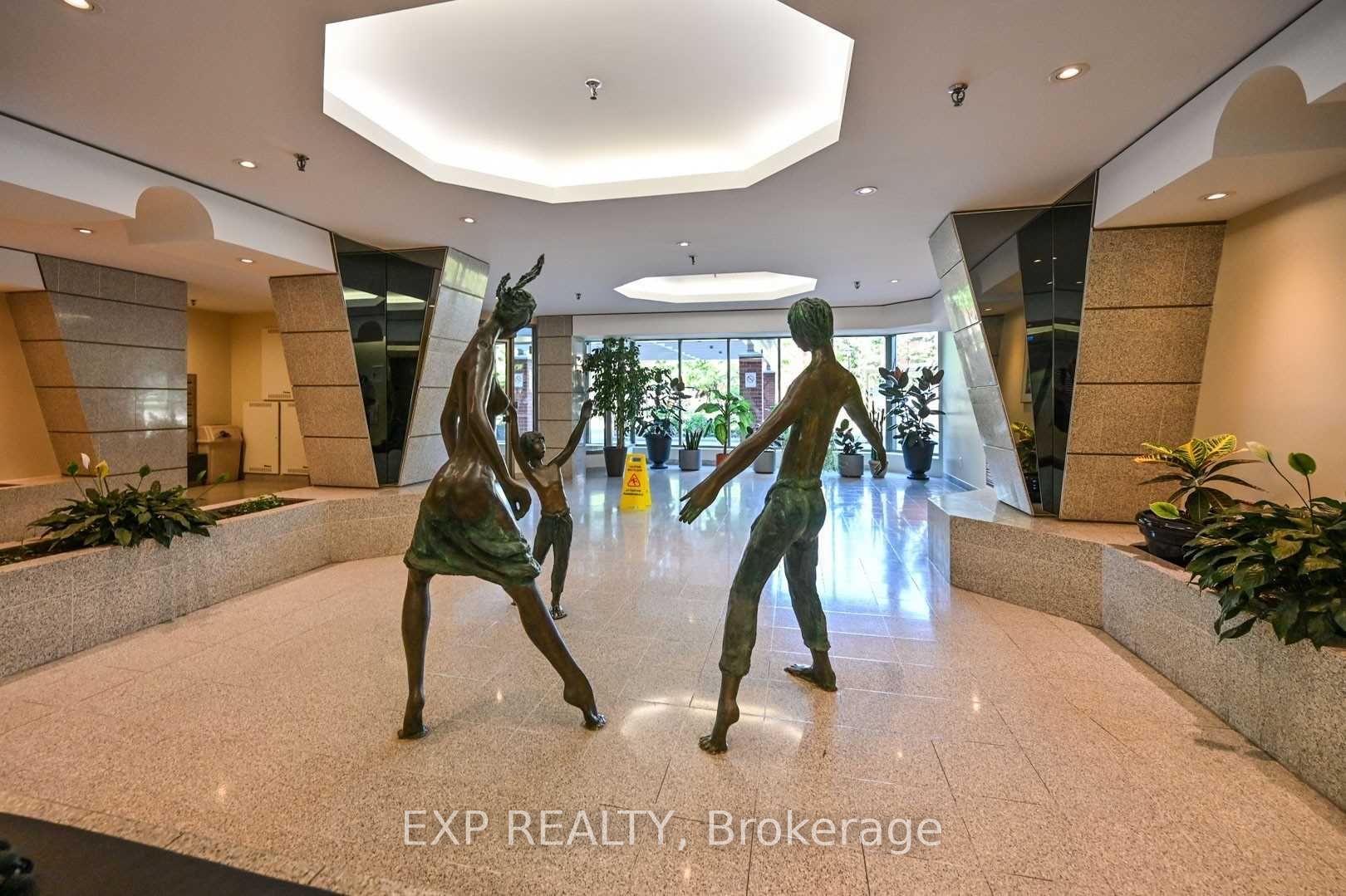 Additional image 4 of LPH17-2466 Eglinton Avenue E, Toronto, ON, M1K 5J8