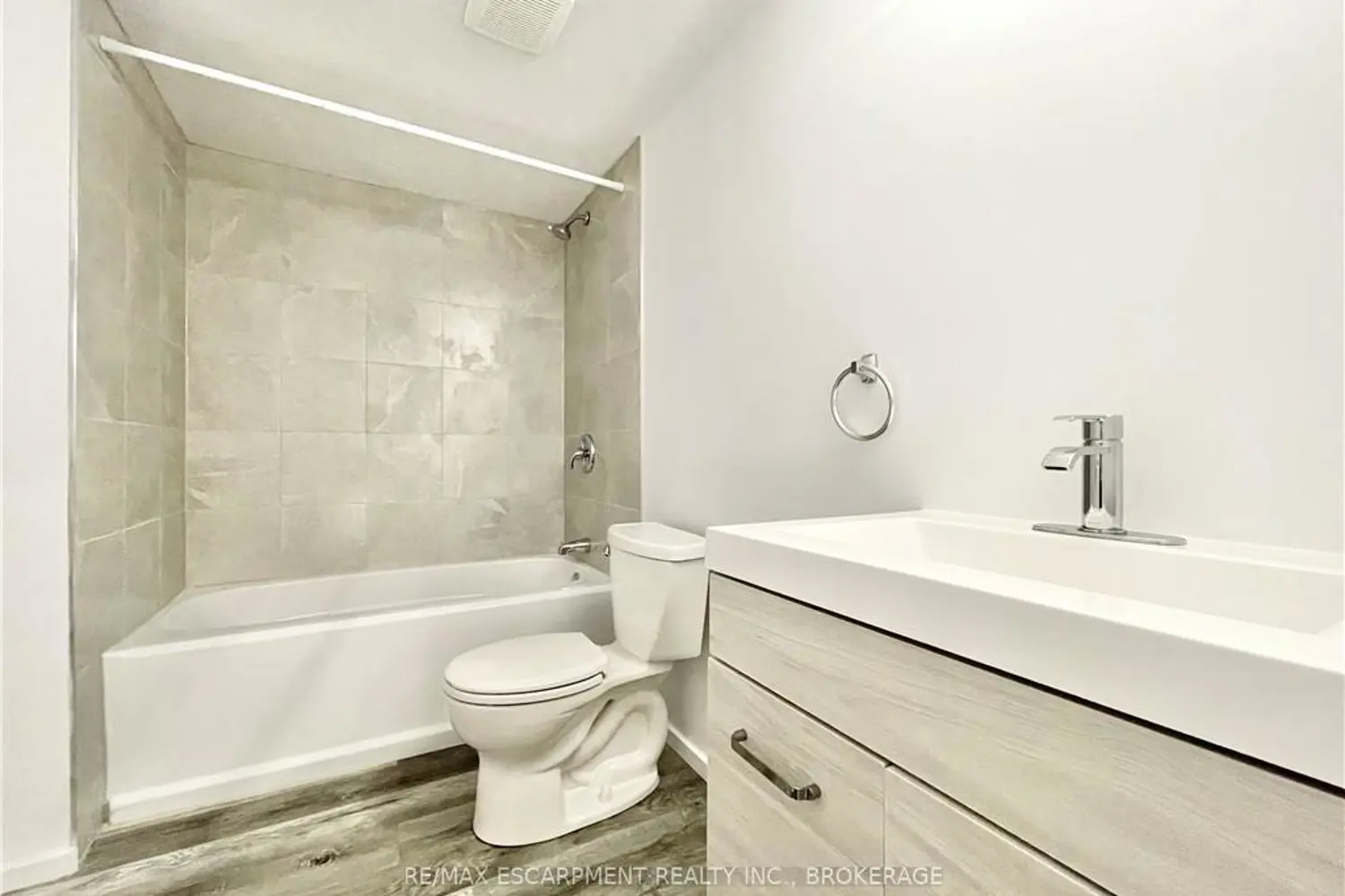 Additional image 16 of 76 Marc Boulevard