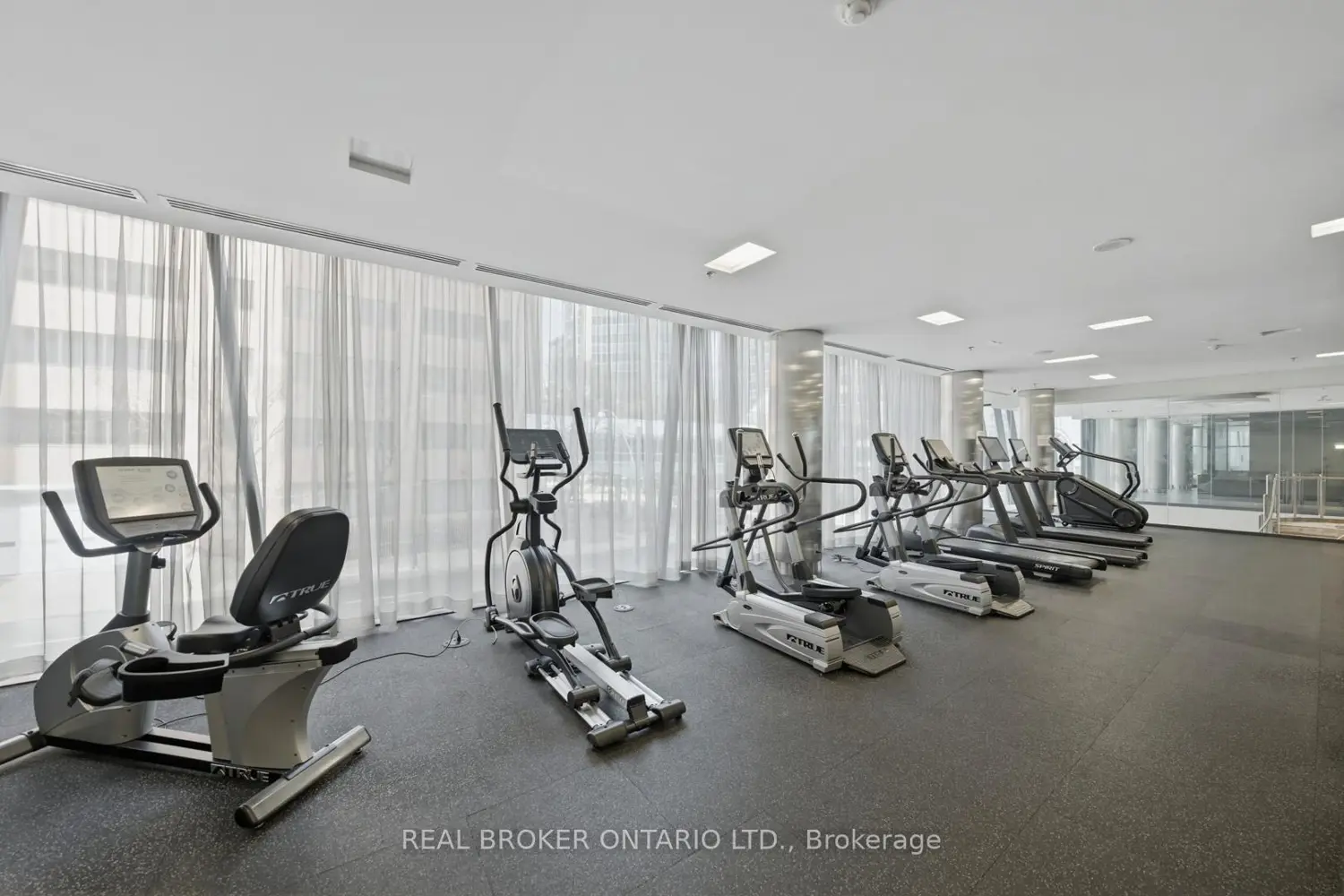 Additional image 14 of 28 Ted Rogers Way 2608