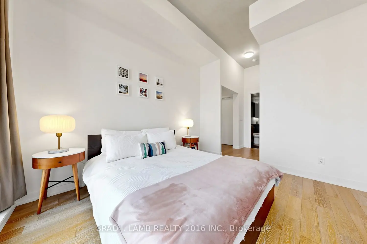 Additional image 7 of 1238 Dundas Street Th102