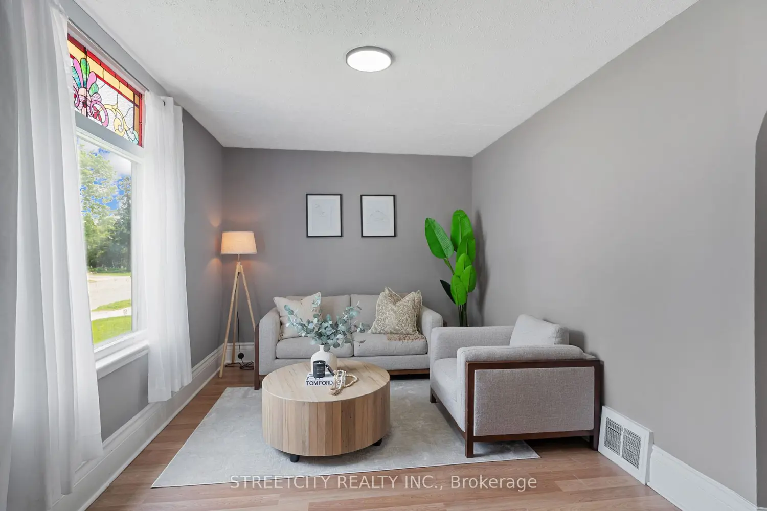 Additional image 3 of 239 Highbury Avenue