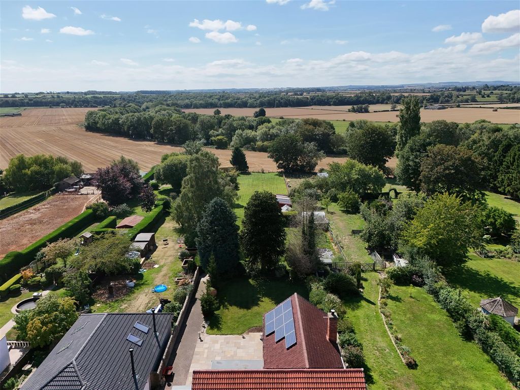 Additional image 21 of 4 bed detached house to rentMerrybent, Darlington DL2