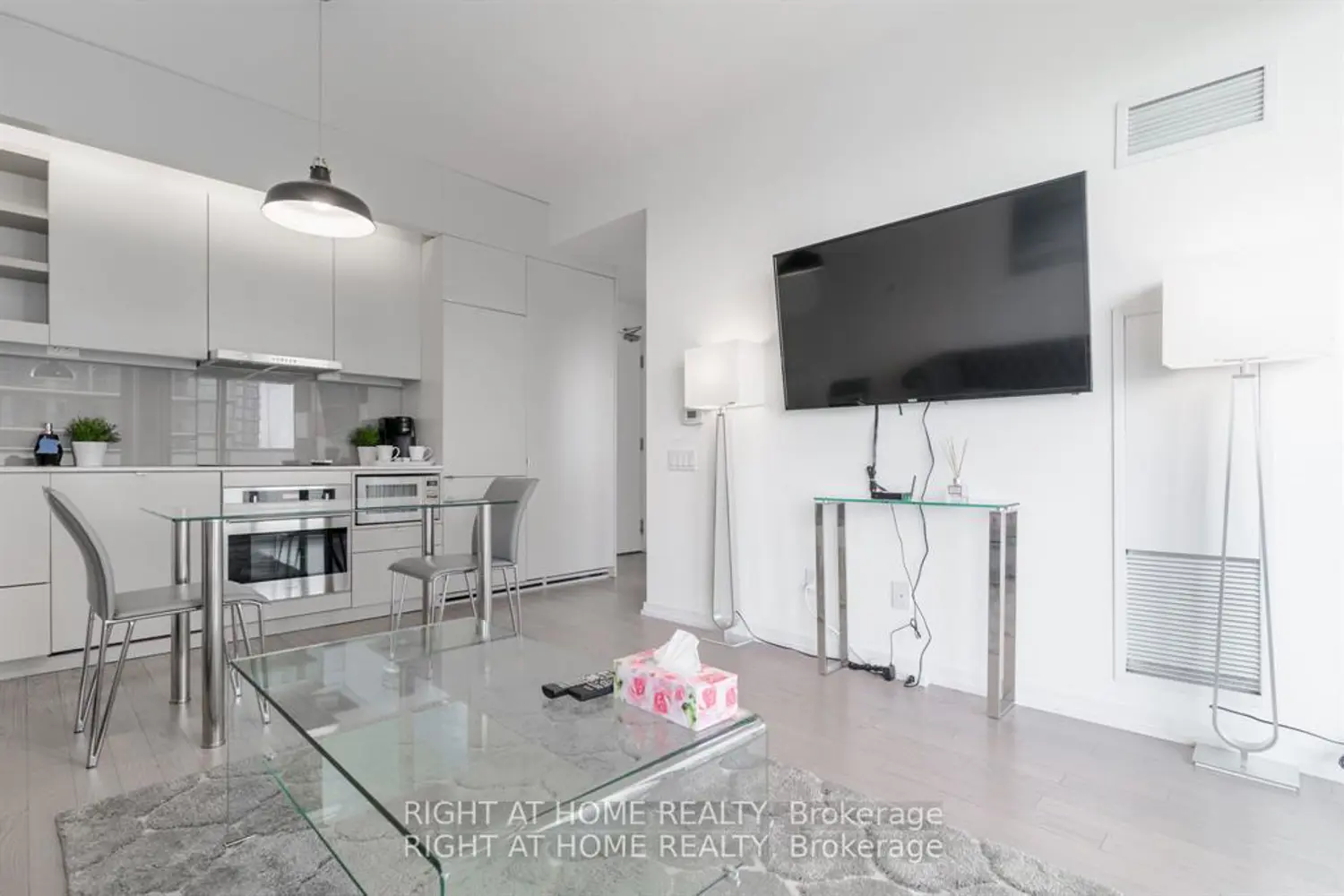 Additional image 5 of 101 Peter Street 3907