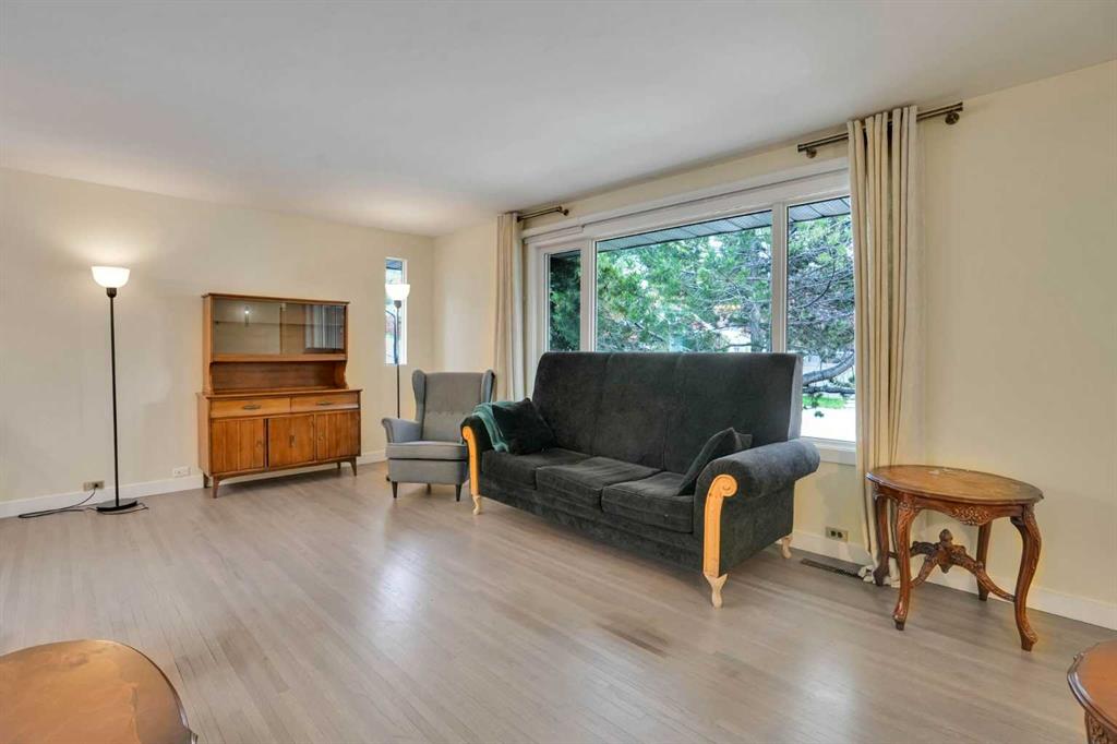 Additional image 4 of 2704 Chandler Road NW, Calgary, AB, T2L 1E5