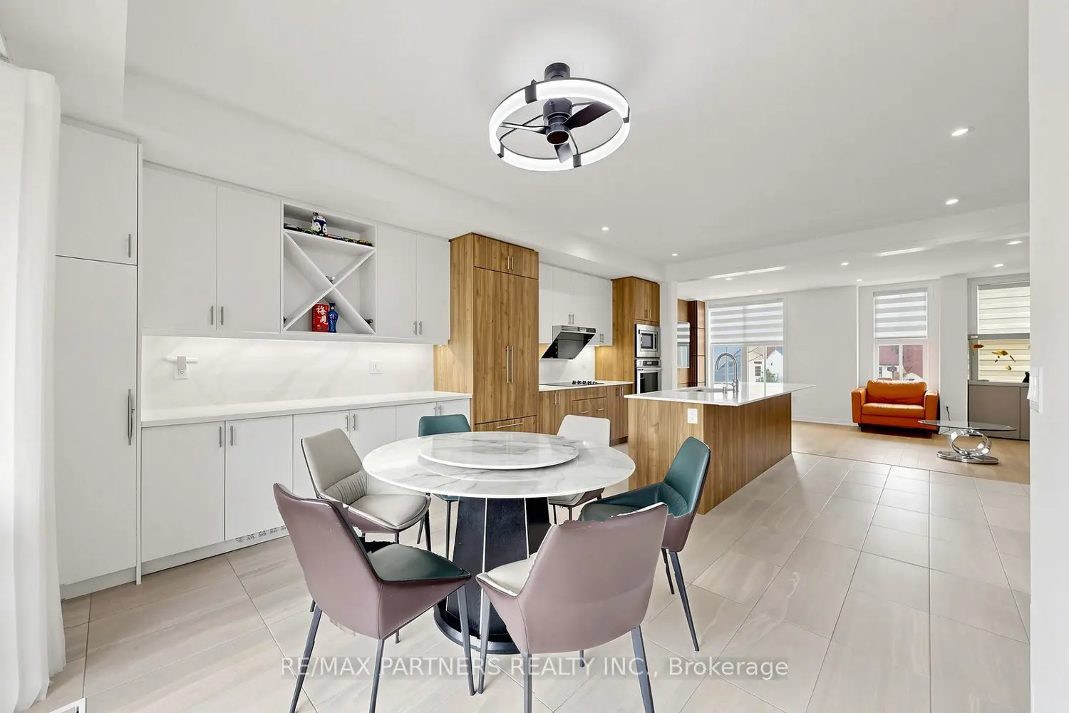 Additional image 6 of 9092 Woodbine Avenue
