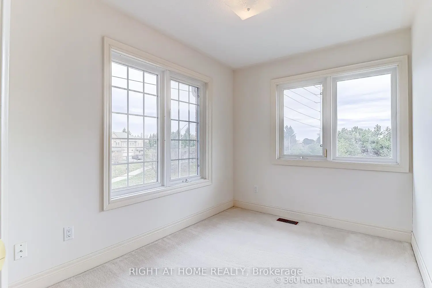 Additional image 8 of 1130 Cawthra Road 2