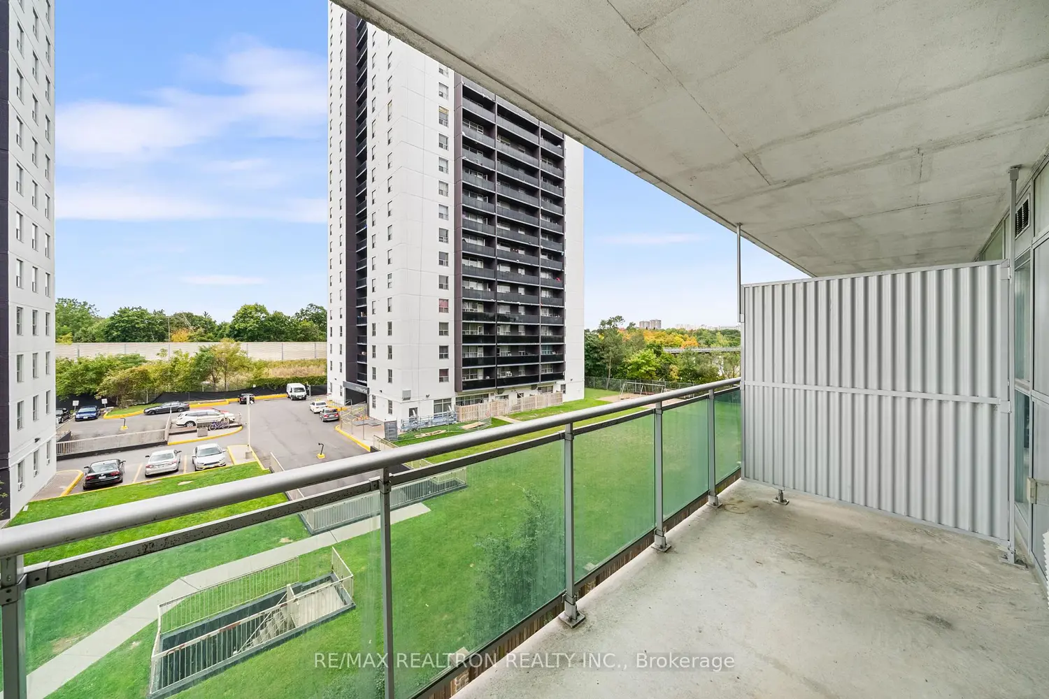 Additional image 11 of 2464 Weston Road 405
