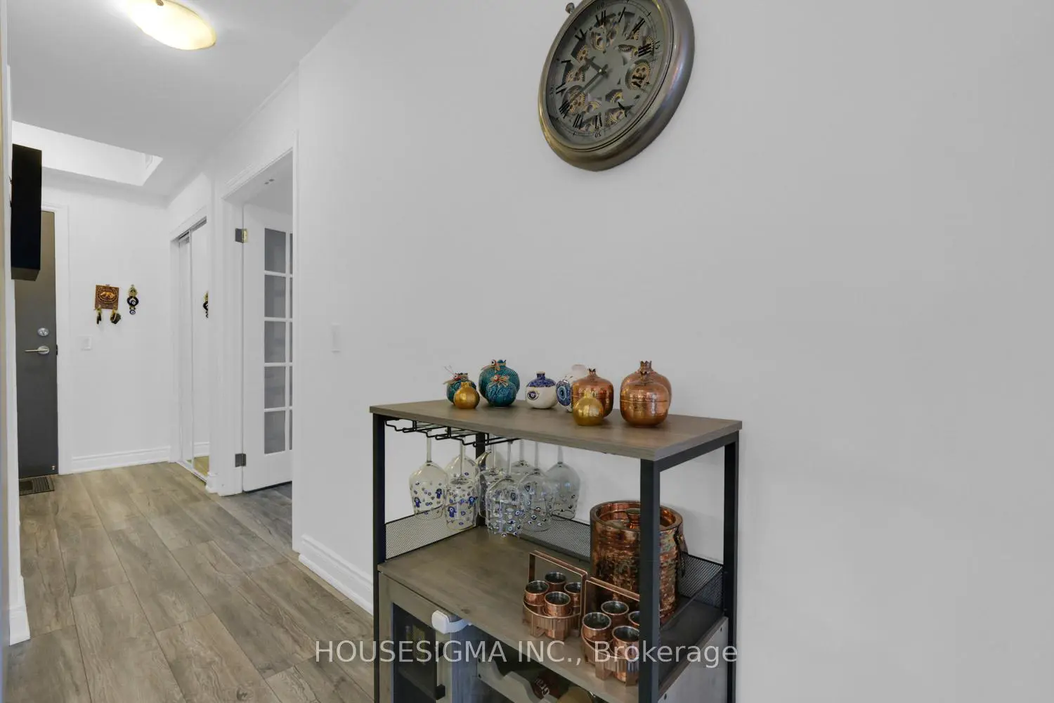 Additional image 5 of 9618 Yonge Street 318