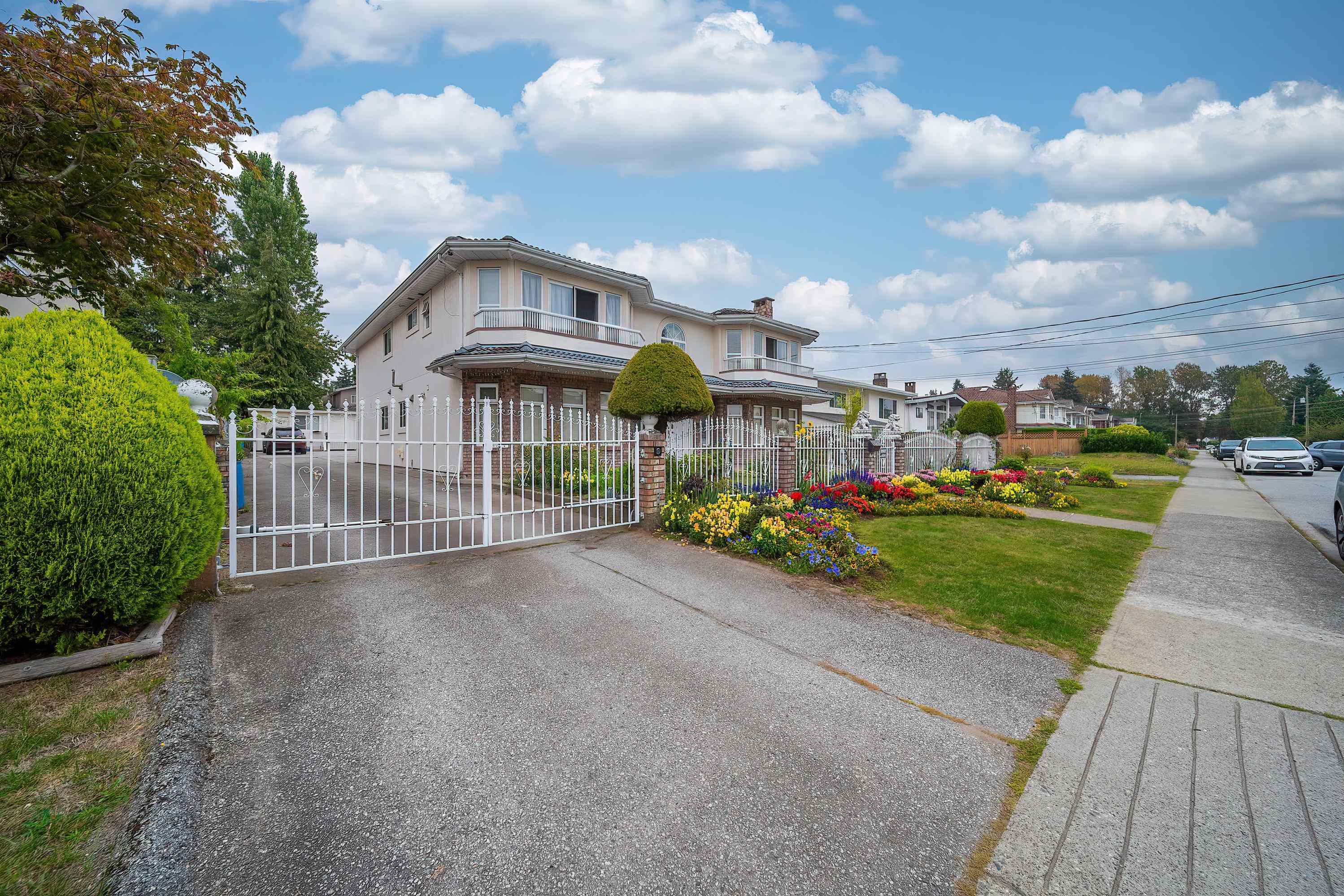 Additional image 2 of 5091 Sidley Street, Burnaby, BC, V5J 1T6